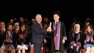 Doktor Başkan'dan diş hekimliği mesleğine ''altın bilezik'' vurgusu