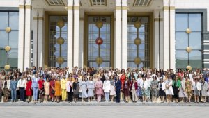 Emine Erdoğan, kadın büyükelçi ve büyükelçi eşleriyle buluştu