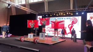 Furkan Orhan'dan 3 gümüş madalya