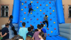 Haydi, çocuklar eğlenceye