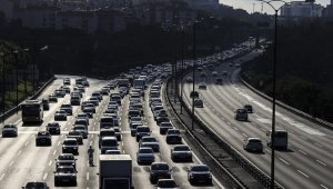 İBB'den ödenek alamayan bazı özel halk otobüsleri sefere çıkamıyor