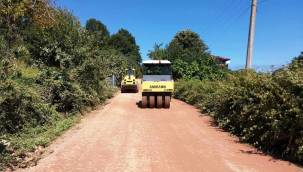 Kandıra’da asfaltlama çalışmalarına devam