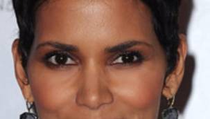 Kanseri yenen şarkıcı Şimal 'Halle Berry' imajı ile sevenlerine merhaba diyor 
