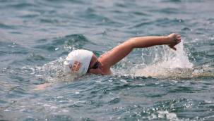 Karamürsel’de kulaçlar milli takım için atıldı