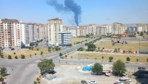 Kayseri Şeker Fabrikasının su soğutma kulesinde çıkan yangın söndürüldü