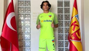 Kayserispor’da kaleci Tolun Orhun ile profesyonel sözleşme imzalandı