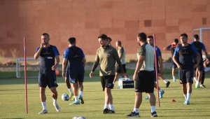 Kayserisporlu Kolovetsios: "Beşiktaş maçında çok iyi bir performans ortaya koyduk"