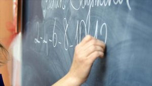 Lisansüstü eğitimini tamamlayan öğretmenlere Kariyer Basamakları Sınavı'nda muafiyet hakkı