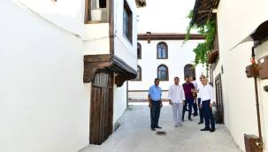 “Mahallelerimizin Tarihi Dokusunu Ortaya Çıkartıyoruz”