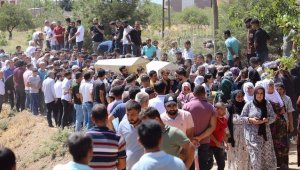 Mardin'deki trafik kazalarında hayatını kaybeden 20 kişinin cenazesi son yolculuğuna uğurlandı