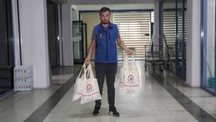 Mehmetçik'e yardım çantası