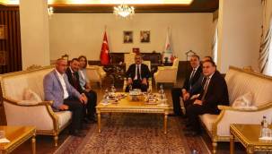 Milli Eğitim Bakanı Özer Nevşehir Belediyesi'ni ziyaret etti