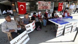 Muşlu aileler çocukları için HDP önündeki eylemlerini sürdürdü