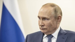 Putin: Yaratılan sorunlara rağmen petrol ve gaz gelirlerimiz artıyor