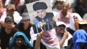 Sadr destekçileri Bağdat'ta Yüksek Yargı Konseyi binası önünde eylem başlattı