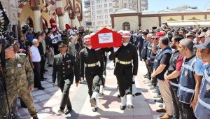 Şehit Topçu Uzman Çavuş Cirnooğlu, Kilis'te son yolculuğuna uğurlandı