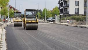 Servet Bucurgat caddesi'nde asfalt tamamlandı