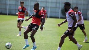 Sivasspor, Süper Lig'de yarın Alanyaspor ile sahasında karşılaşacak