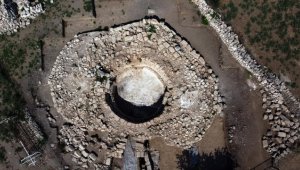 Soli Pompeipolis Antik Kenti'nde anıtsal yapı kalıntıları bulundu 