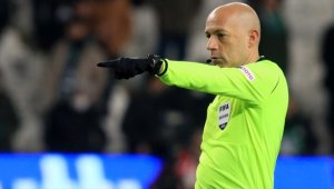 Süper Lig'in en tecrübeli hakemi Cüneyt Çakır
