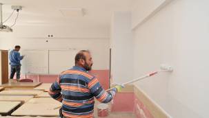 Talas'ın okullarına 2 milyon liralık bakım onarım 