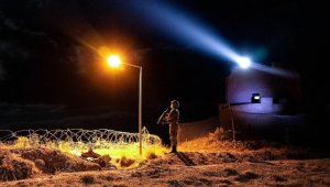 Terör örgütünden kaçan 3 terörist ikna yoluyla teslim oldu