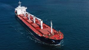 Ukrayna'dan Lübnan için yola çıkan ilk gemi 'Razoni' Suriye'ye gitti