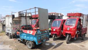 Zabıta Çekçeklere el koydu