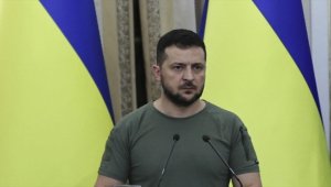 Zelenskiy, barış görüşmeleri için Rusya'nın Ukrayna topraklarından çekilmesi gerektiğini söyledi