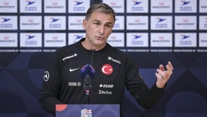 A Milli Futbol Takımı'nın teknik direktörü Kuntz: Grup maçlarını galibiyetle tamamlamak istiyoruz