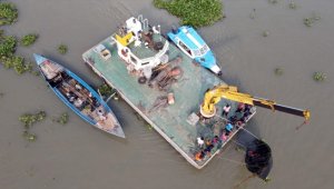 Bangladeş'te batan teknede 51 kişi öldü