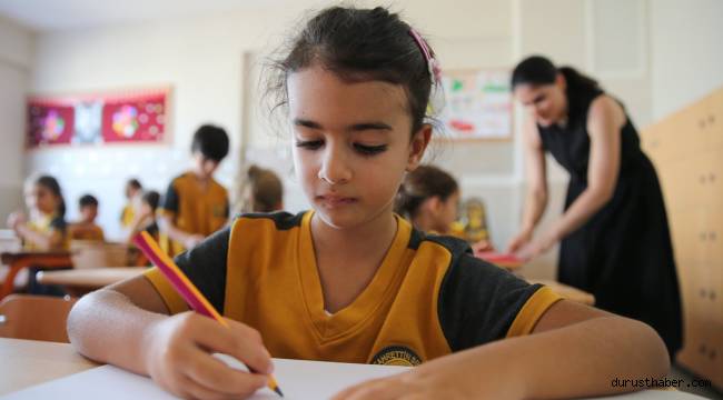 Çocukların okula mutlu başlamaları hayatlarını olumlu etkiliyor