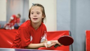 Down sendromlu ve otizmli masa tenisçiler milli takıma hazırlanıyor