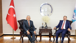 Eroğlu'dan Büyükkılıç'a Övgü Dolu Sözler