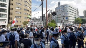 Eski Japon Başbakan Abe'nin cenazesi için düzenlenecek devlet töreni protesto edildi