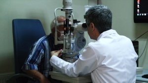 Göz tansiyonu cerrahisinin etkisini artıran teknikle 100 hastayı sağlığına kavuşturdular