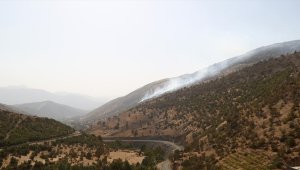 İran, Irak'ın kuzeyindeki Komele ve İKDP mevzilerini bombaladı