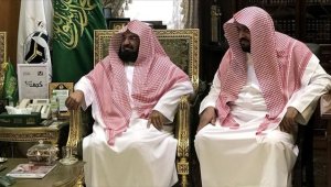 Kabe imamından "dijital medya içeriklerinden dini değerlere saldırıldığı" vurgusu