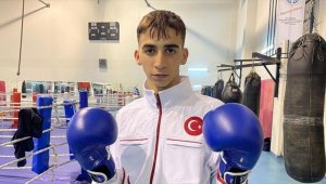 Kaçan topun peşinde başlayan boks hikayesini altın madalyayla taçlandırmak istiyor
