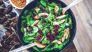 Kalp ve damar hastalıklarına karşı "Akdeniz usulü beslenme" önerisi