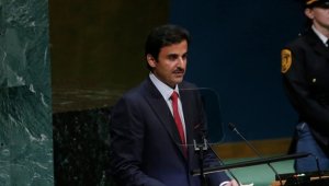 Katar Emiri, Filistin'deki 'yerleşimci işgalini' ve Suriye'deki 'uluslararası acizliği' eleştirdi