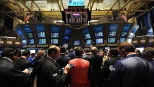 Küresel piyasalarda 'yüksek oynaklık, düşük risk iştahı' teması sürüyor