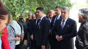 MHP’den 6’lı masaya ‘açlık edebiyatı’ göndermesi