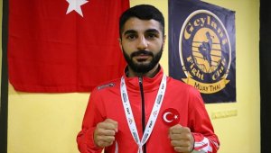 Milli sporcu Yusuf Kaya, muaythaide dünya şampiyonluğunu hedefliyor