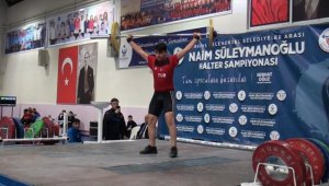 Naim Süleymanoğlu Türkiye Belediyeler Arası Halter Şampiyonası düzenlendi