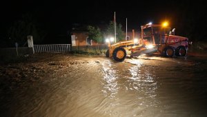 Nevşehir'de sağanak sele yol açtı
