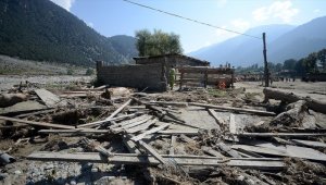 Pakistan'ın Svat bölgesindeki selin yol açtığı yıkım, köylüleri zor durumda bıraktı