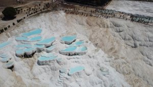 Pamukkale'nin ziyaretçi sayısında yüzde 64'lük artış