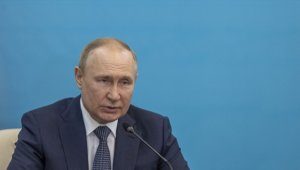 Putin, eski ABD Ulusal Güvenlik Ajansı çalışanı Snowden'a vatandaşlık verdi