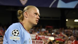 Rekortmen Haaland, Premier Lig'de ilk derbisine çıkacak